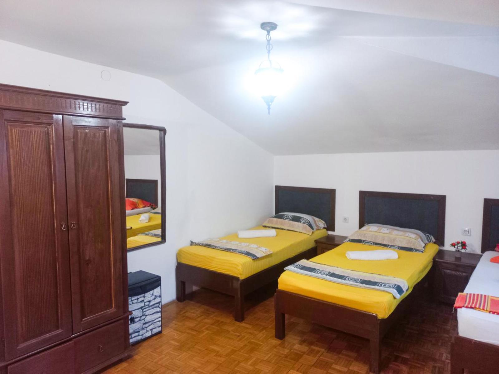 Boutique Villa 84 Сараево Екстериор снимка