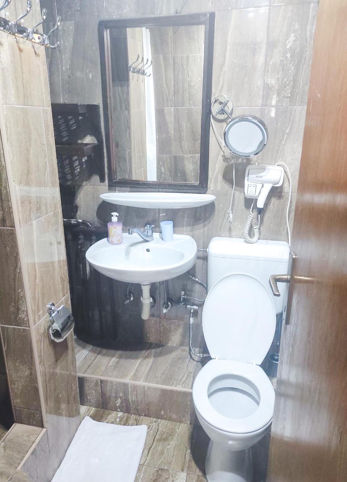 Boutique Villa 84 Сараево Екстериор снимка